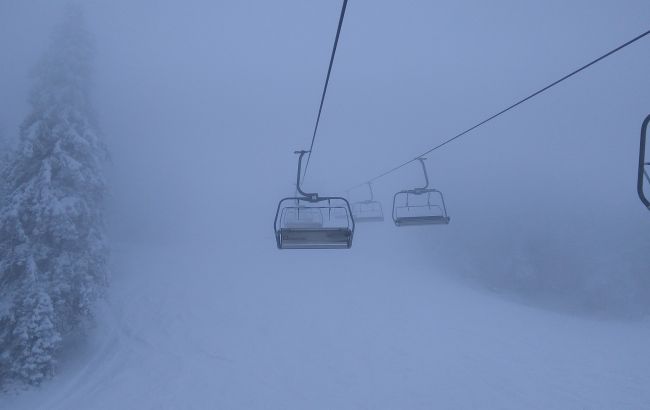 Синоптики прогнозують хуртовини в Карпатах, випаде 20 см снігу