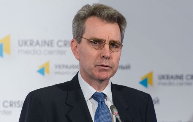 США отреагировали на отставку Абромавичуса