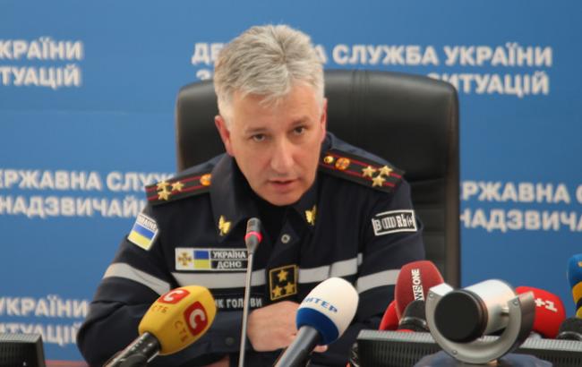 Пожежа на нафтобазі під Києвом: рятувальники контролюють 100% території, - ДСНС