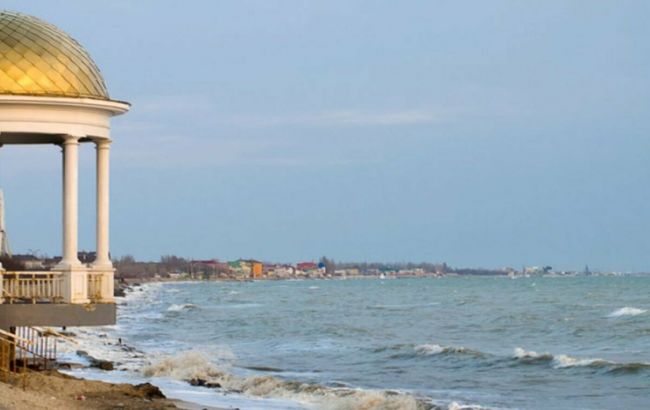 Во что превратили оккупанты известный курорт Бердянск: "космические" цены и взрывы по ночам