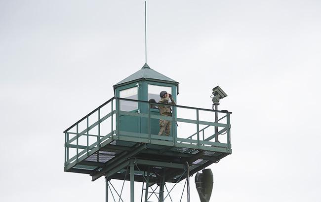 Правоохоронці попередили перевезення вогнепальної зброї через кордон з Польщею