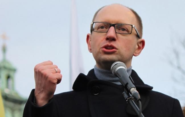 Яценюк поручил Демчишину уменьшить "зеленый" тариф