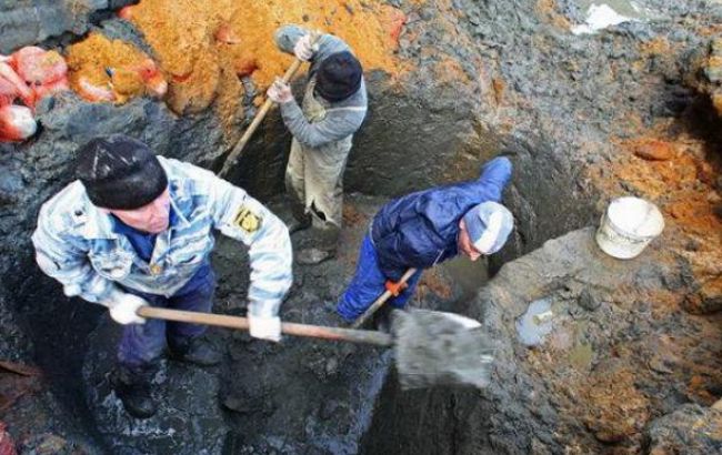 На Волыни будут судить четырех человек за незаконную добычу янтаря