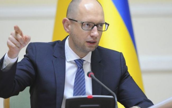 Яценюк требует отчет по соглашениям государственно-частного партнерства в портах