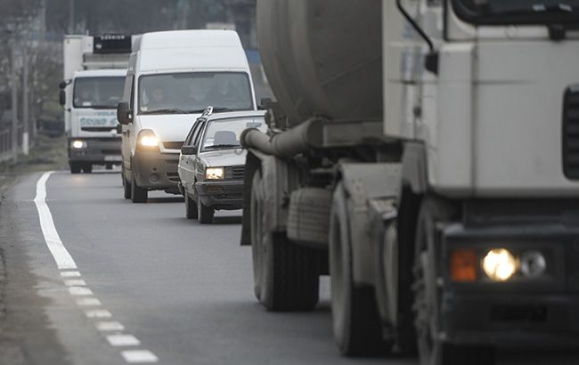 Франция до 2040 года откажется от бензиновых и дизельных автомобилей