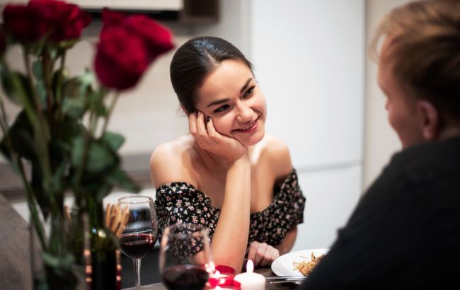 Психолог рассказала, почему женщины выбирают роль любовницы