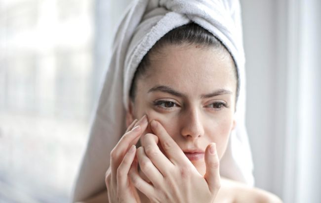 Ось що сприяє передчасному старінню шкіри: ці помилки роблять усі дівчата