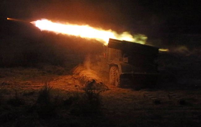 Боевики обстреляли Марьинку и Красногоровку