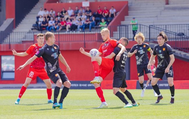 "Верес" и "Ингулец" сыграют переходные матчи за места в Премьер-лиге