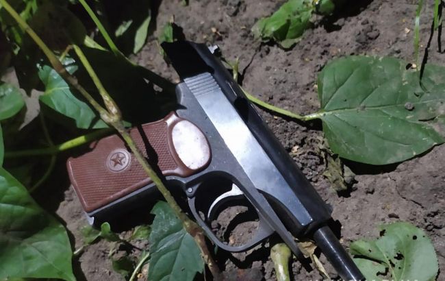 В Сумах мужчина стрелял по соседям, есть раненый