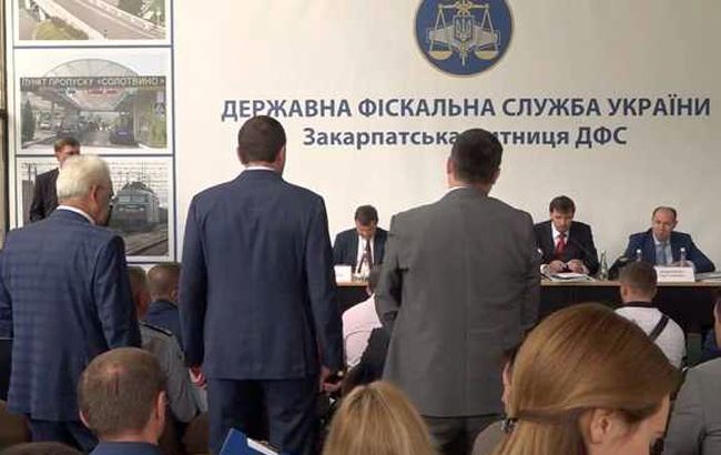 Экс-начальника Закарпатской таможни подозревают в присвоении 13 млн грн