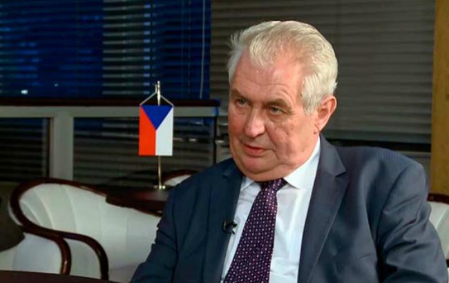 Земан опасается исламизации Чехии