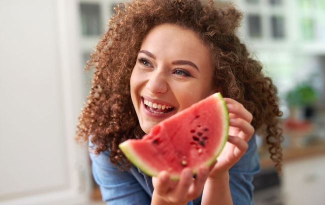Чи можна їсти кавун з кісточками? Відповідь, яка змінює все