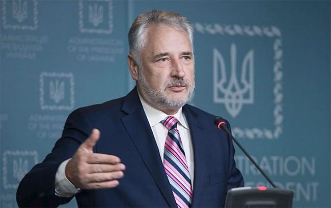 Боевики обстреляли Авдеевку из танков, - Жебривский