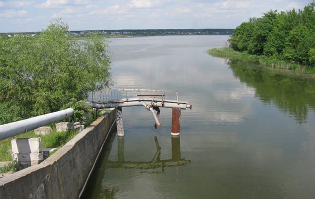 Уровень воды в водохранилище, которое обеспечивает Житомир, вновь опускается