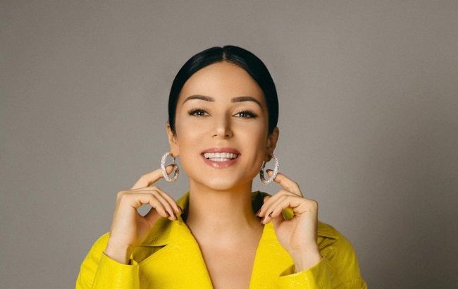 Эффектная Злата Огневич украсила обложку американского журнала