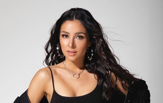 Пижама-стайл: Злата Огневич блеснула стильным образом на Ukrainian Fashion Week