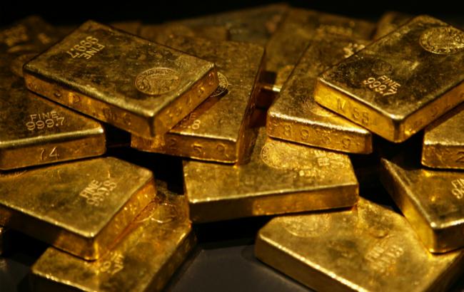 НБУ підвищив курс золота до 339,82 тис. гривень за 10 унцій