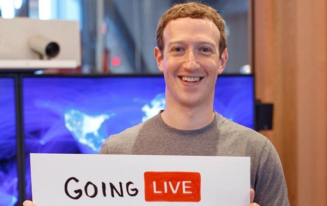 Цукерберг впервые ответил на вопросы пользователей&nbsp;в прямом эфире