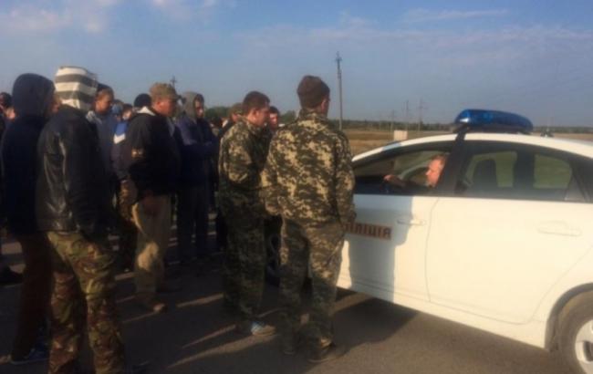 На Волыни копатели янтаря перекрыли трассу на Варшаву